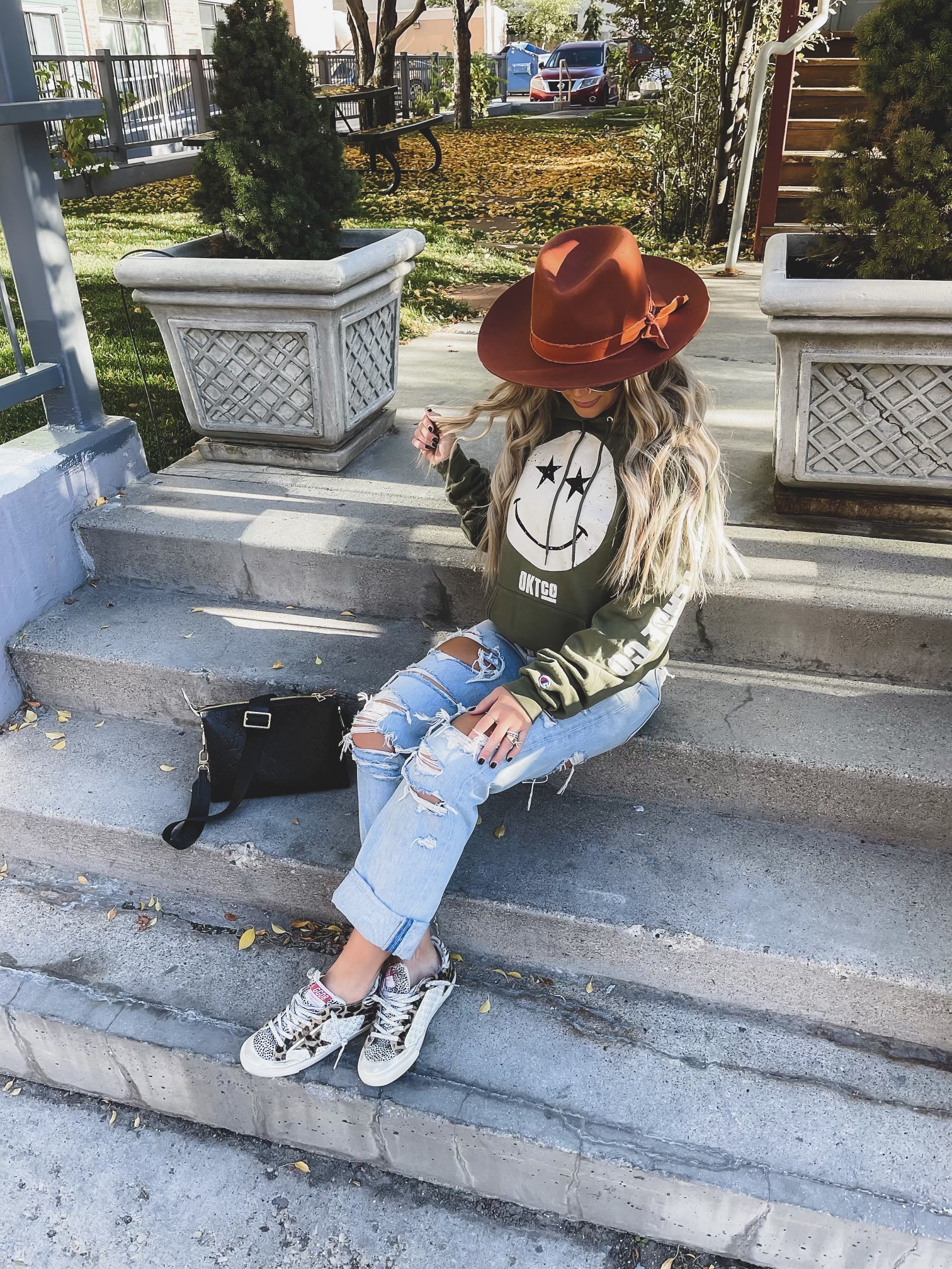 [GRAVER]★ELBOW DOT SMILE HOODIE Elbow Checker Board Drawing Smile Hoodie - GRAVER | 60